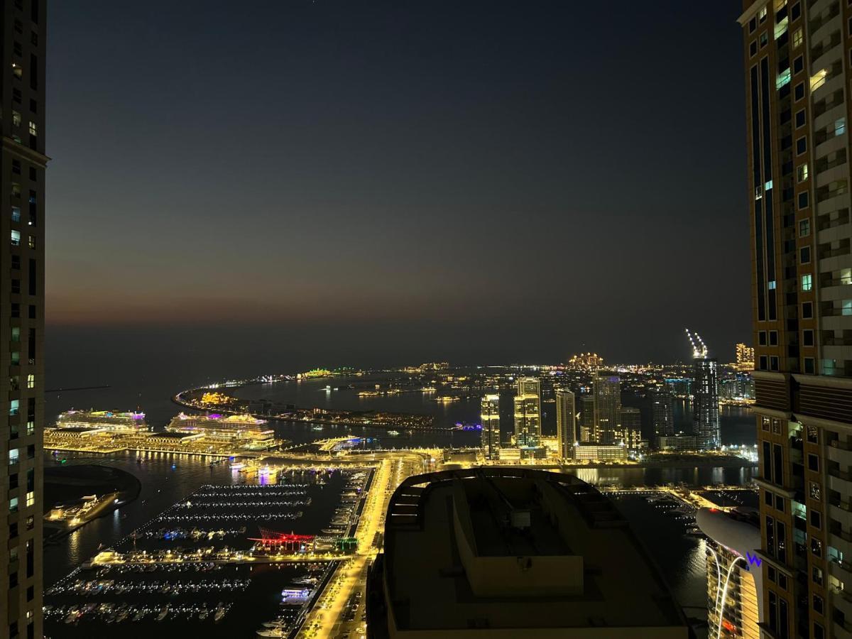 דובאי Two Continents Holiday Homes - Arabian Nights With Sea Views - Free Airport Pick-Up Over 5 Nights מראה חיצוני תמונה